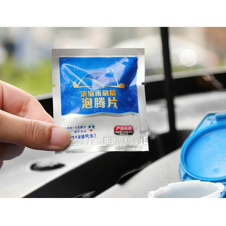 Viên sủi rửa kính xe hơi tiện dụng