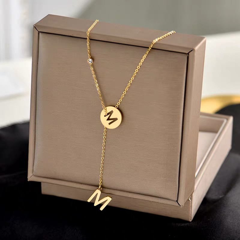 Dây Chuyền Chữ M Mạ Vàng 18K Thiết Kế Đục Lỗ Dễ Phối Đồ