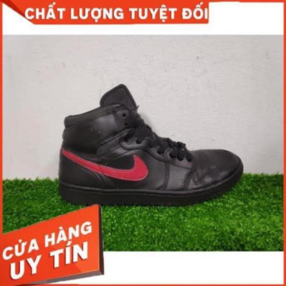 [Real] Ả𝐍𝐇 𝐓𝐇Ậ𝐓 Giày Nike Jordan 1s đỏ đen size 42 Uy Tín . ! , ' ཉ ; L
