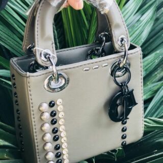 Túi xách Dior cao cấp đính đá phụ kiện