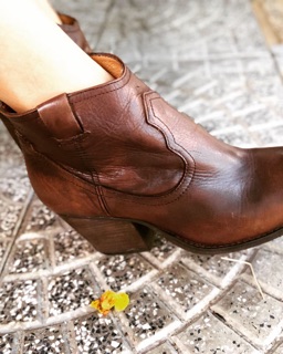 Giày bốt boho da loang hãng Steve MADDEN size 39