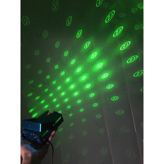 Đèn led laser mini sân khấu loại nhỏ phù hợp gia đình