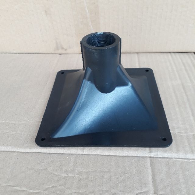 Họng treble còi nhựa 16 cm  vuông  giá 1 cái 65 k
