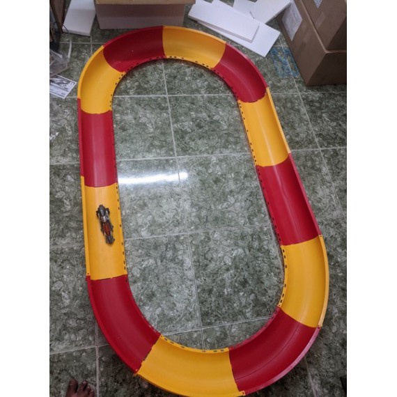 Xe Tay Đua Ngân Hà - Đường Đua Hình Ovan