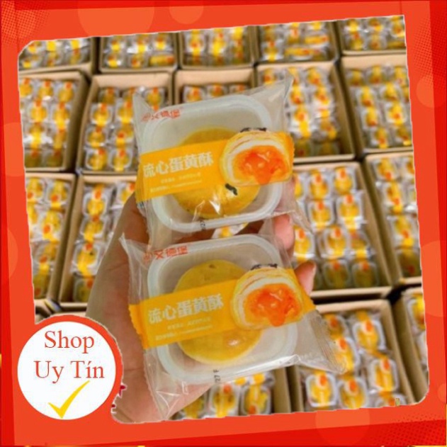 BÁNH NHÂN TRỨNG MUỐI CHẢY