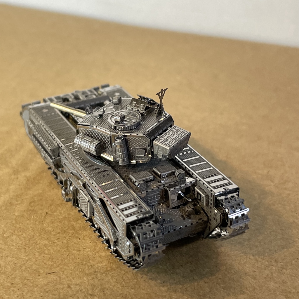 Mô Hình Kim Loại 3D Lắp Ráp Xe Tăng Hạng Nặng Churchill Của Vương Quốc Anh