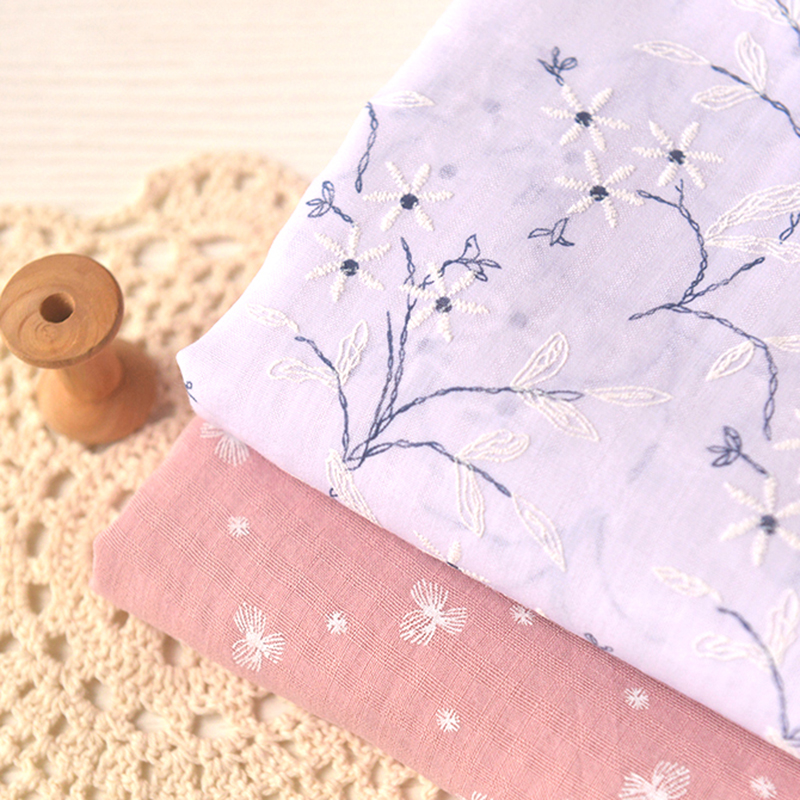Vải may sườn xám họa tiết hoa lá chất liệu cotton polyester