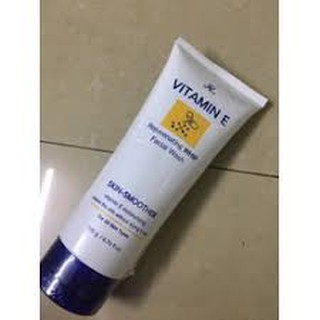 Sữa rữa mặt vitamin e Thailan