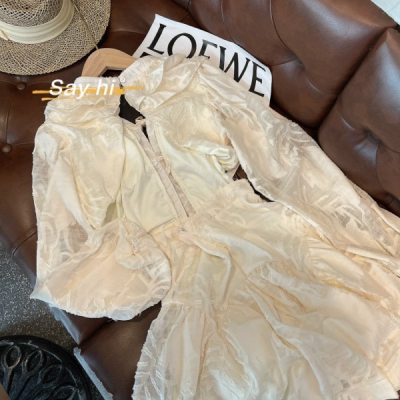 ✔ ĐẦM NUDE HOA NỔI HỞ LƯNG✨✨