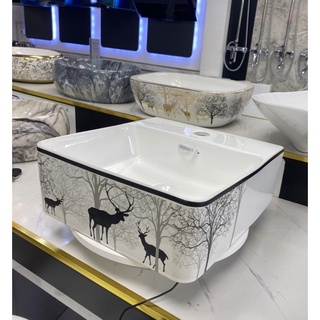 CHẬU RỬA LAVABO TREO TƯỜNG - L114