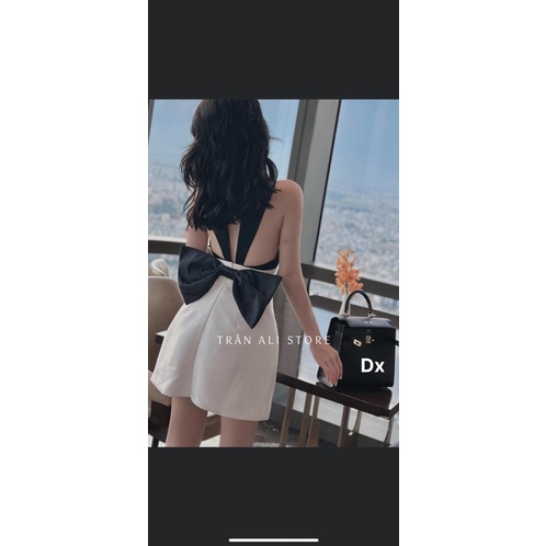 Đầm hở lưng nơ sau