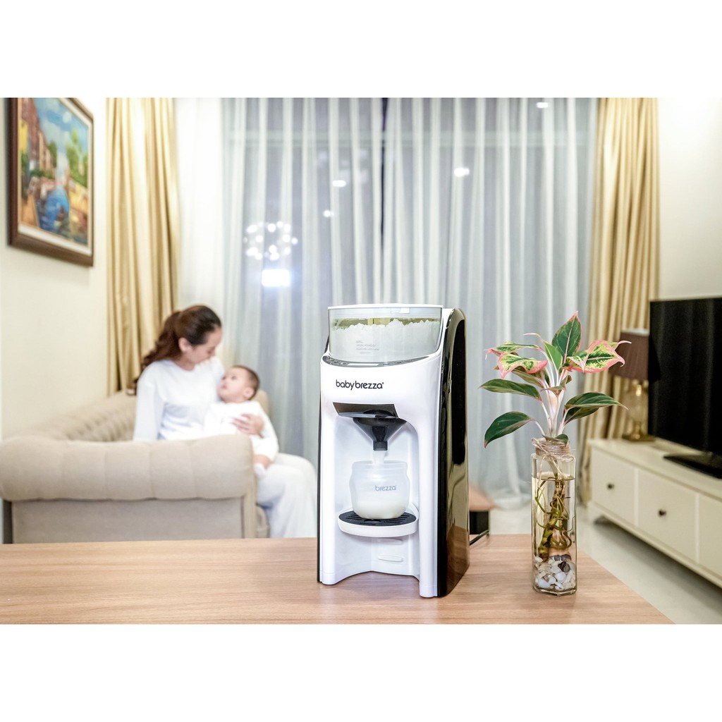 Máy pha sữa bột tự động cho bé Baby Brezza Formula Pro của Mỹ