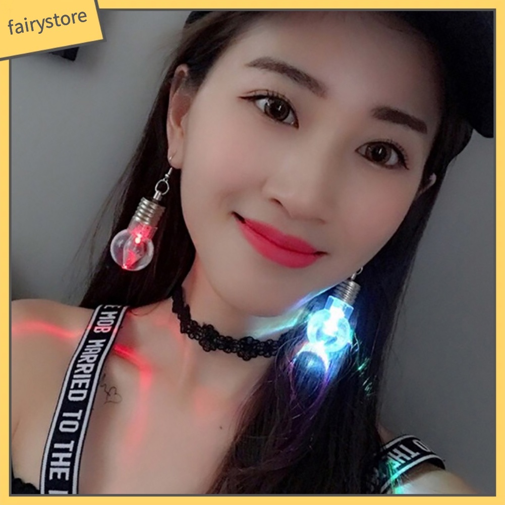 Hoa Tai Hình Bóng Đèn Led Độc Đáo