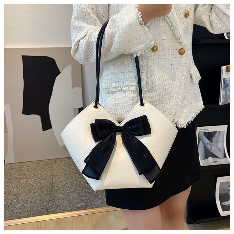 Túi Tote Đeo Vai Màu Trơn Đính Nơ Sức Chứa Lớn Mẫu Mới 2022 Thời Trang Mùa Hè Cho Nữ