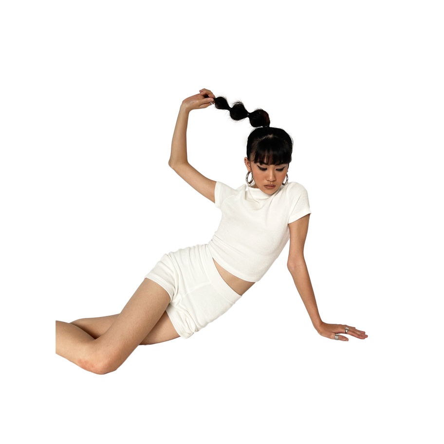 Là min - Quần White Knit Shorts
