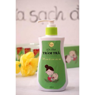 Sữa tắm tràm trà cho bé