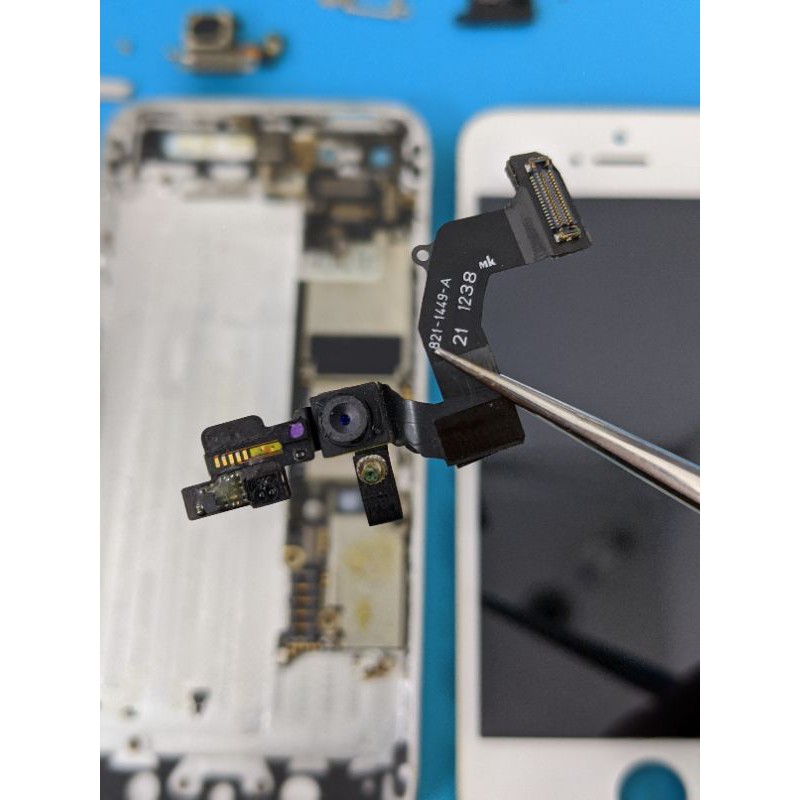 Cụm dây camera trước ip 5 / 5c / 5s / 6 / 6s / 7 / 8 plus zin tháo máy