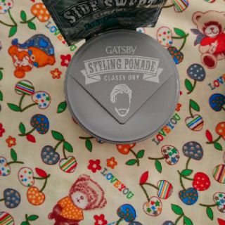 Sáp tạo kiểu tóc Gatsby Styling Pomade (75g)