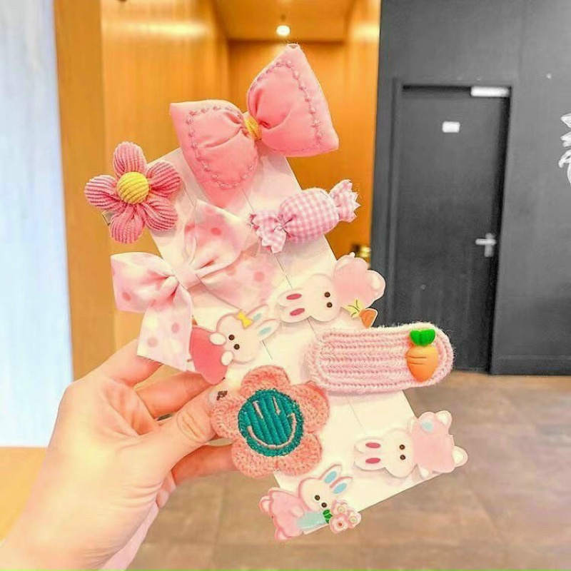 KẸP TÓC CHO BÉ GÁI