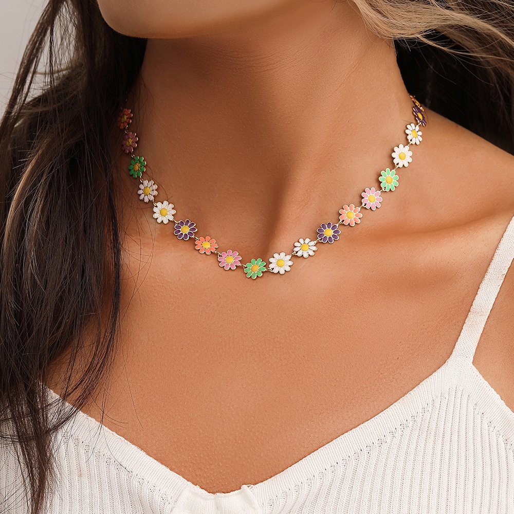 Vòng Cổ Choker Bằng Hợp Kim Họa Tiết Hoa Cúc Nhiều Màu Phong Cách Boho Thời Trang Cho Nữ