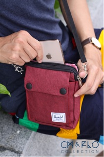 Túi đeo chéo thời trang Herschel