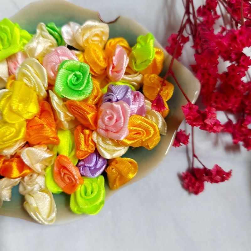 Hoa ruy băng trang trí , phụ liệu handmade,  size 1cm đến 1.5cm