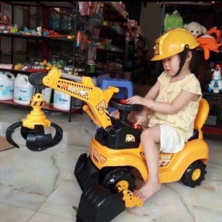 Xe cẩu điện cho bé