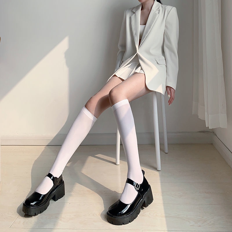 Vớ nhung mỏng cổ cao thiết kế xinh xắn dành cho nữ