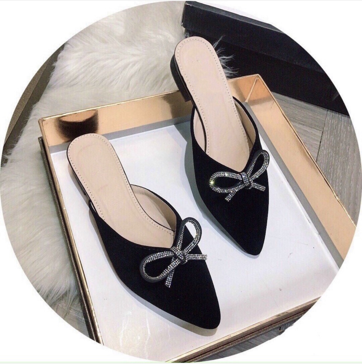 [Ảnh thật] Giày sục nữ mũi nhọn đế 2p đính đá xinh xắn da mềm êm chân-SU13 | BigBuy360 - bigbuy360.vn