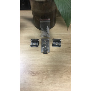 Kẹp gương Rovely TH056