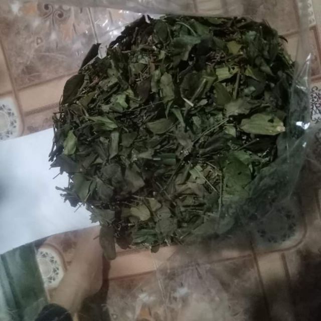 Chè vằng sẻ khô