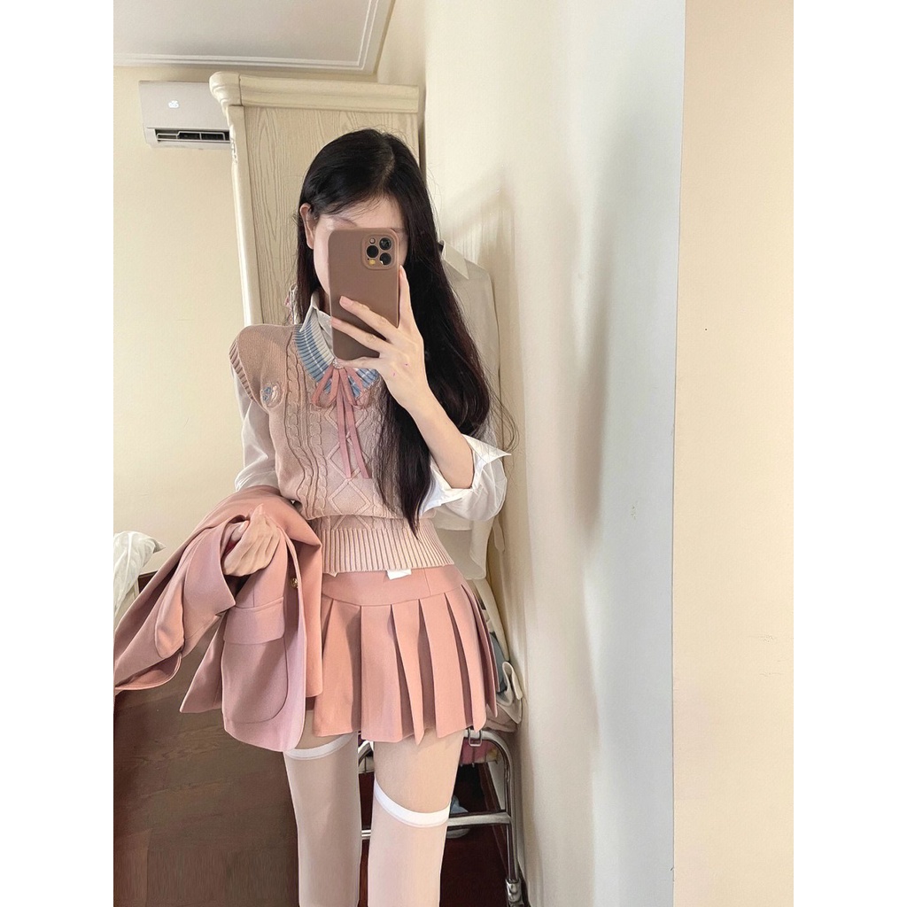 Bộ Đồng Phục Áo Sơ Mi Màu Trắng Phối Chân Váy Xếp Ly Thời Trang Mùa Thu Cho Nữ