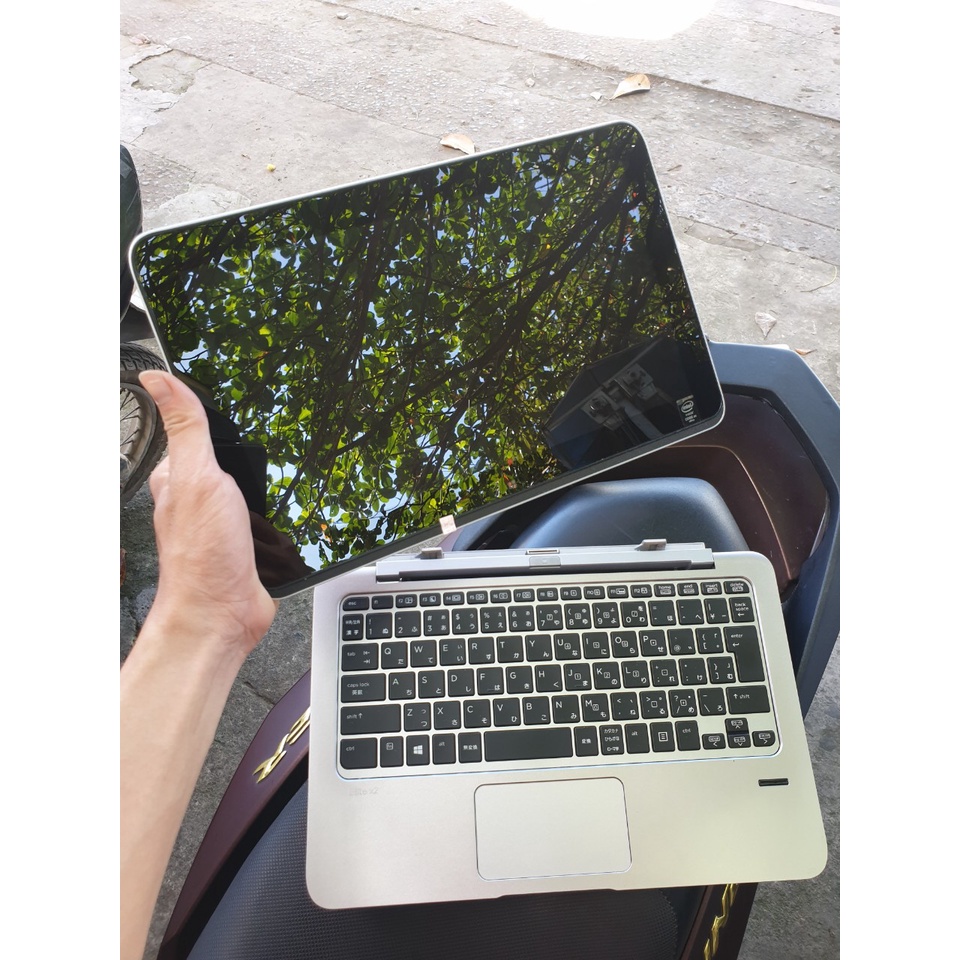 Laptops Cũ HP EliteX2 1011