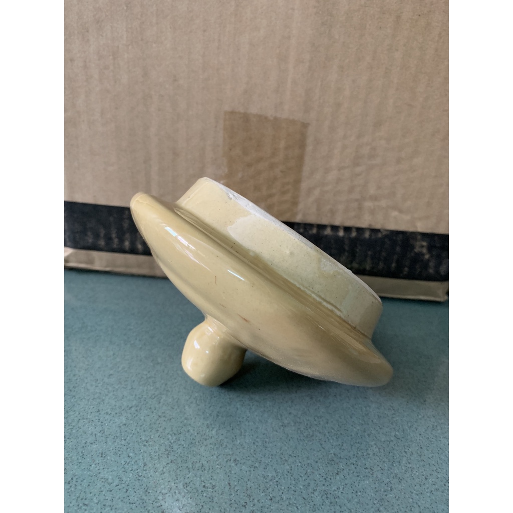 Nắp ấm của ấm sắc thuốc