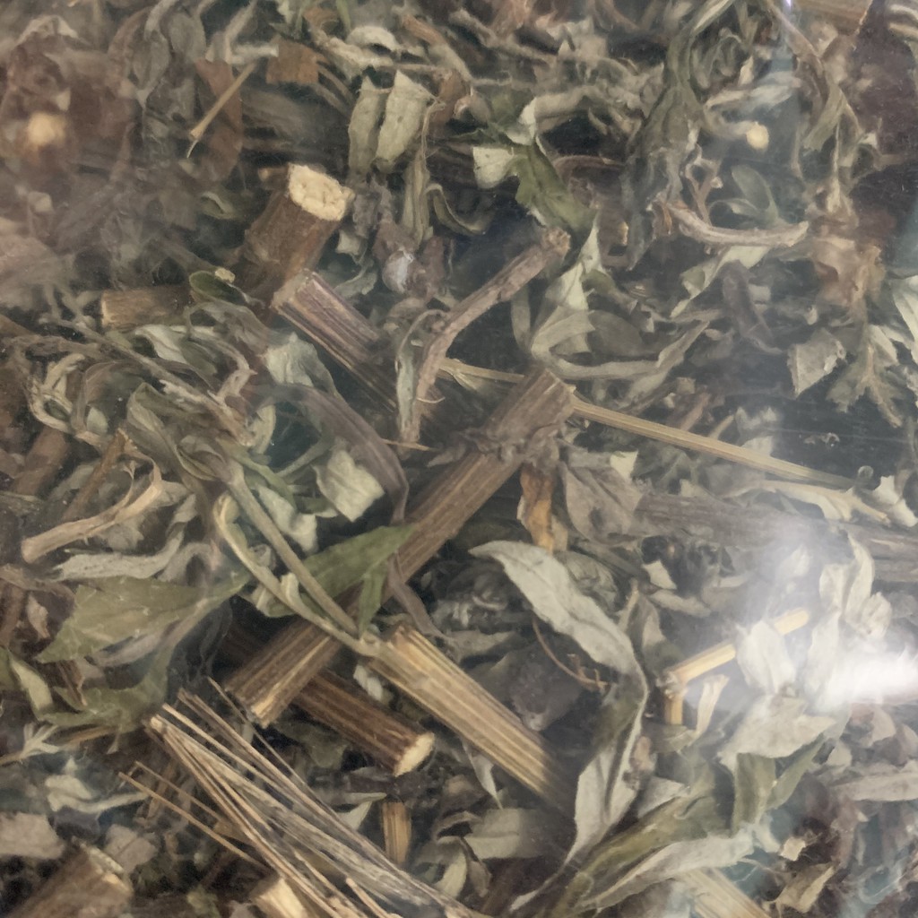 100gr Ngải Cứu Khô - Giảm Mụn, Sạch Da, Thanh Lọc Cơ Thể