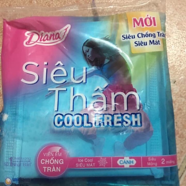 Băng vệ sinh ngày Diana Cool