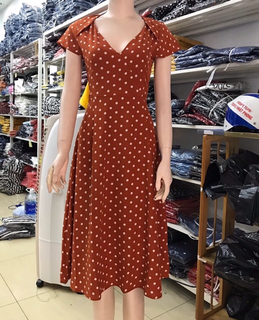 Đầm xoè công sở lụa chấm bi cổ V TRIPBLE T DRESS -size M/L/XL (kèm ảnh/video thật) MS3MT
