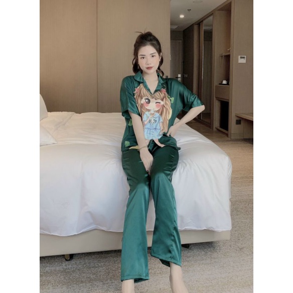 Bộ pyjama lụa latin tay ngắn cánh dơi form vừa không rộng mẫu mới