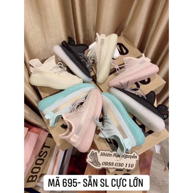 Giày thể thao nữ đế cao su non đúc nguyên phom không hở viền 778NU