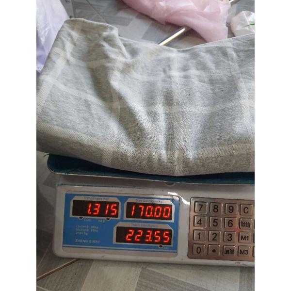 Umi 2 da. Vải may áo khoát. Áo chống nắng Nam Nữ