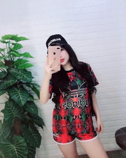 Bộ đồ Adidas