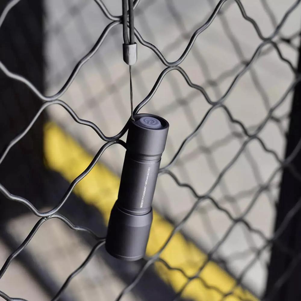 Đèn Pin Xiaomi Mijia Beeest 130m Siêu Sáng Chống Thấm Nước