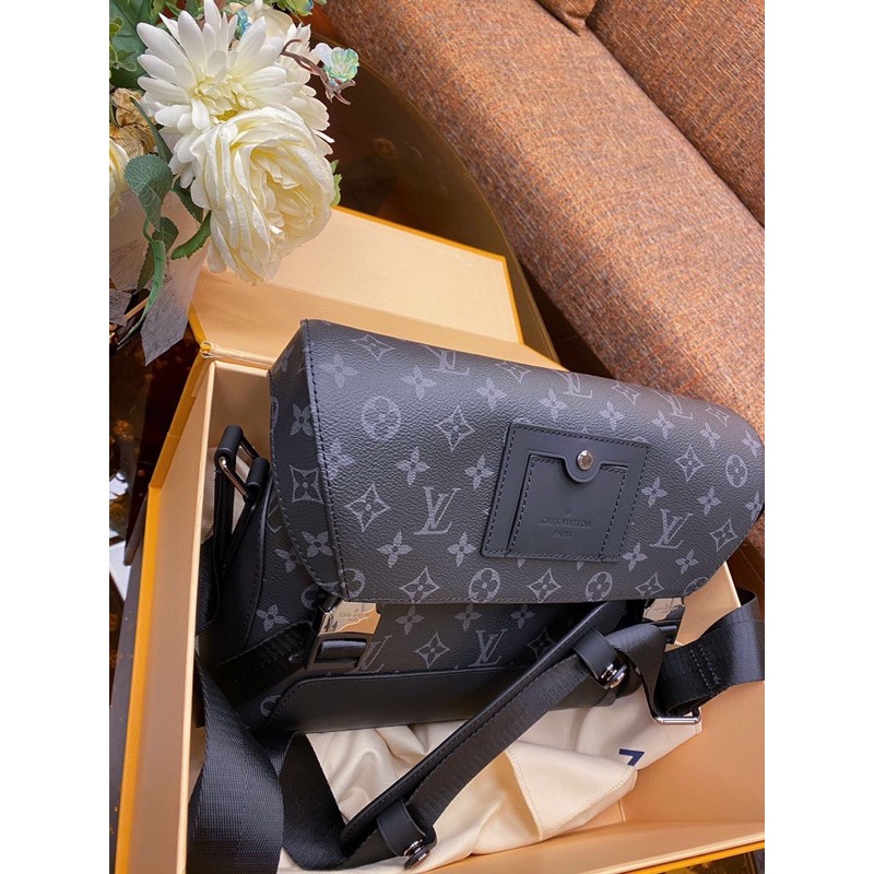 Túi đeo chéo cho nam và nữ Louis Vuitton LV Messenger PM Voyager da thật cao cấp hàng 1-1 vip