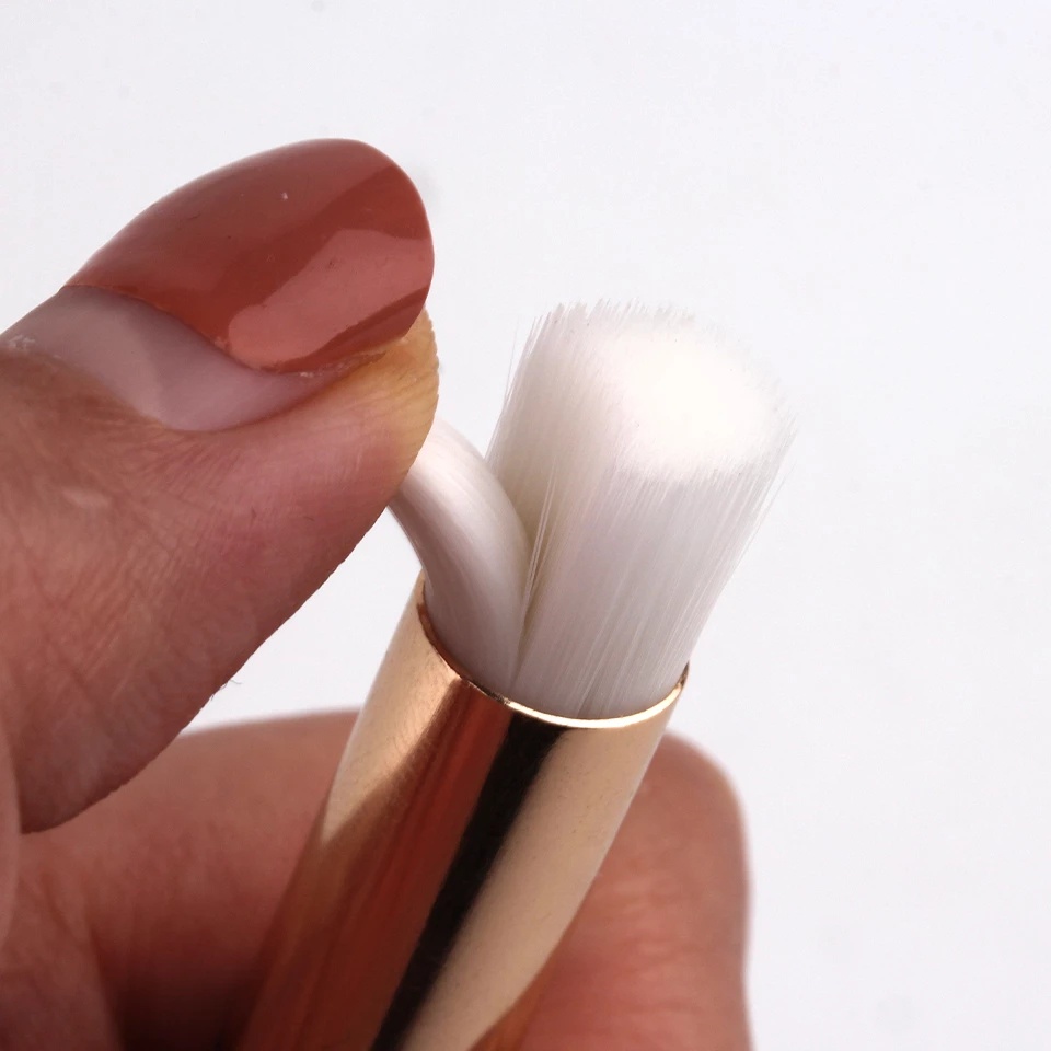 1 Cọ Rửa Mặt / Cọ Trang Điểm Chuyên Nghiệp Tay Cầm Bằng Nhựa Sequin Mềm Làm Sạch Sâu Đa Năng