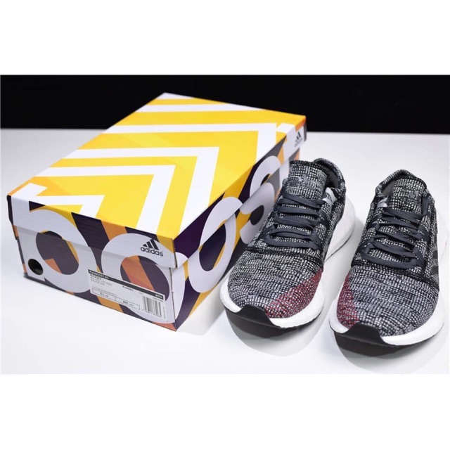 Giày Adidas dòng Pureboost Running