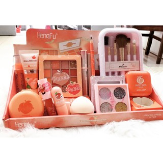 Bộ trang điểm vừa ra mắt , wows93 , set bé đào. gồm 13 món trang điểm cần thiết rất hot trend 2020.