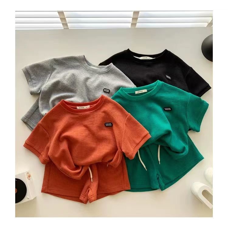 Set Áo Thun Tay Ngắn + Quần Short Thoáng Khí Màu Sắc Đơn Giản Thời Trang Mùa Hè Cho Bé