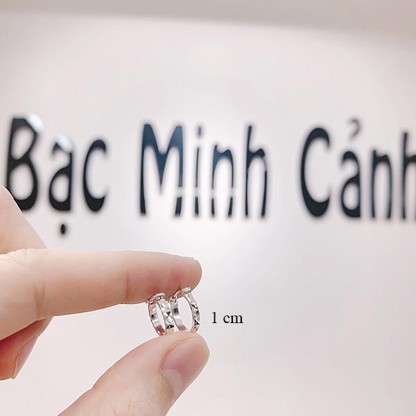 Khuyên Tai Bạc Tròn Chạm Khắc Xinh Xắn - Minh Canh Jewelry