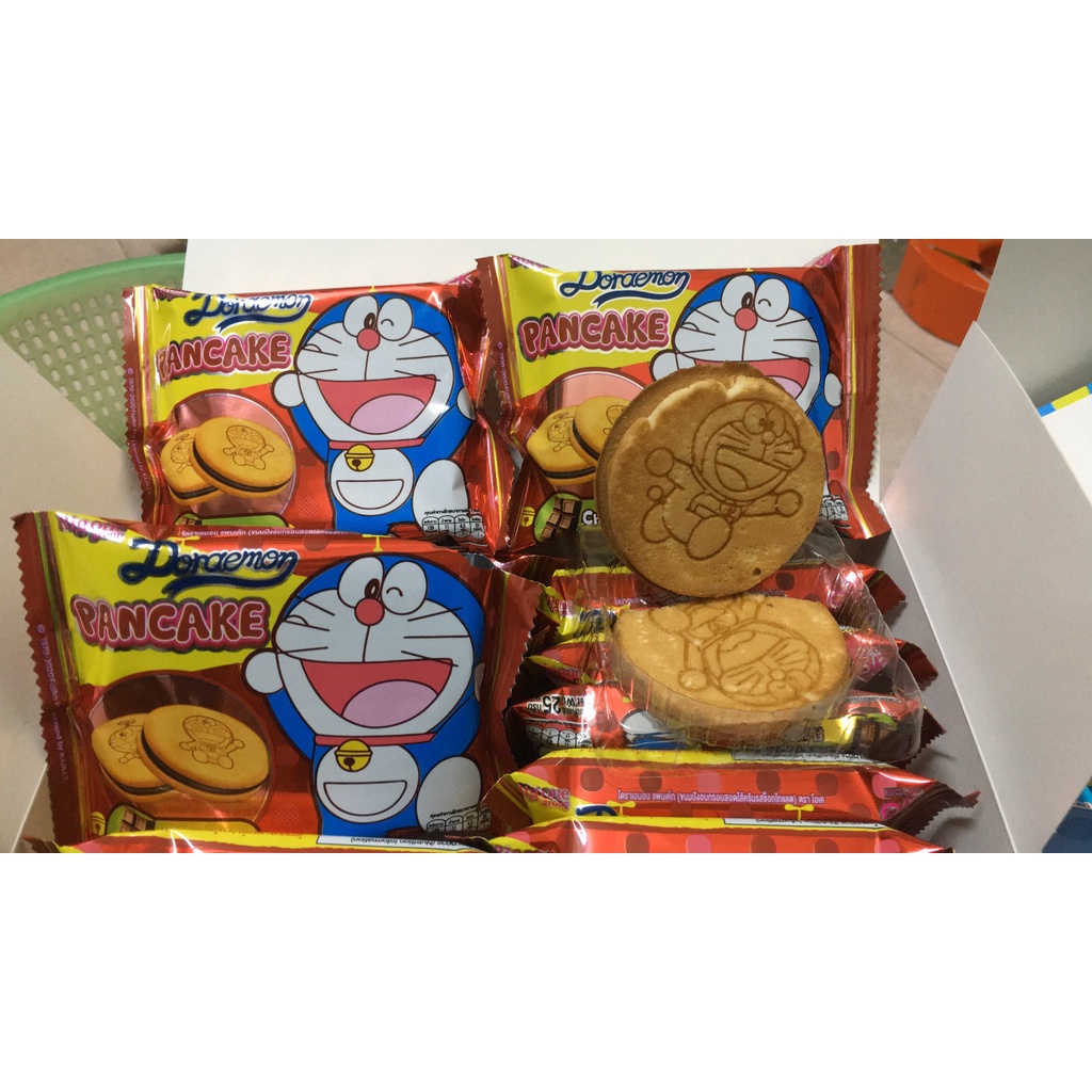 Bánh Quy Doremon Kẹp Kem Vị Sữa - Socola Siêu Ngon - Hộp 12 Cái