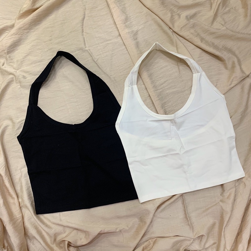 Áo crop cổ yếm